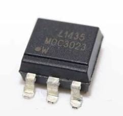 MOC3023 DIP-6 Triac Çıkışlı Optokuplör Entegresi