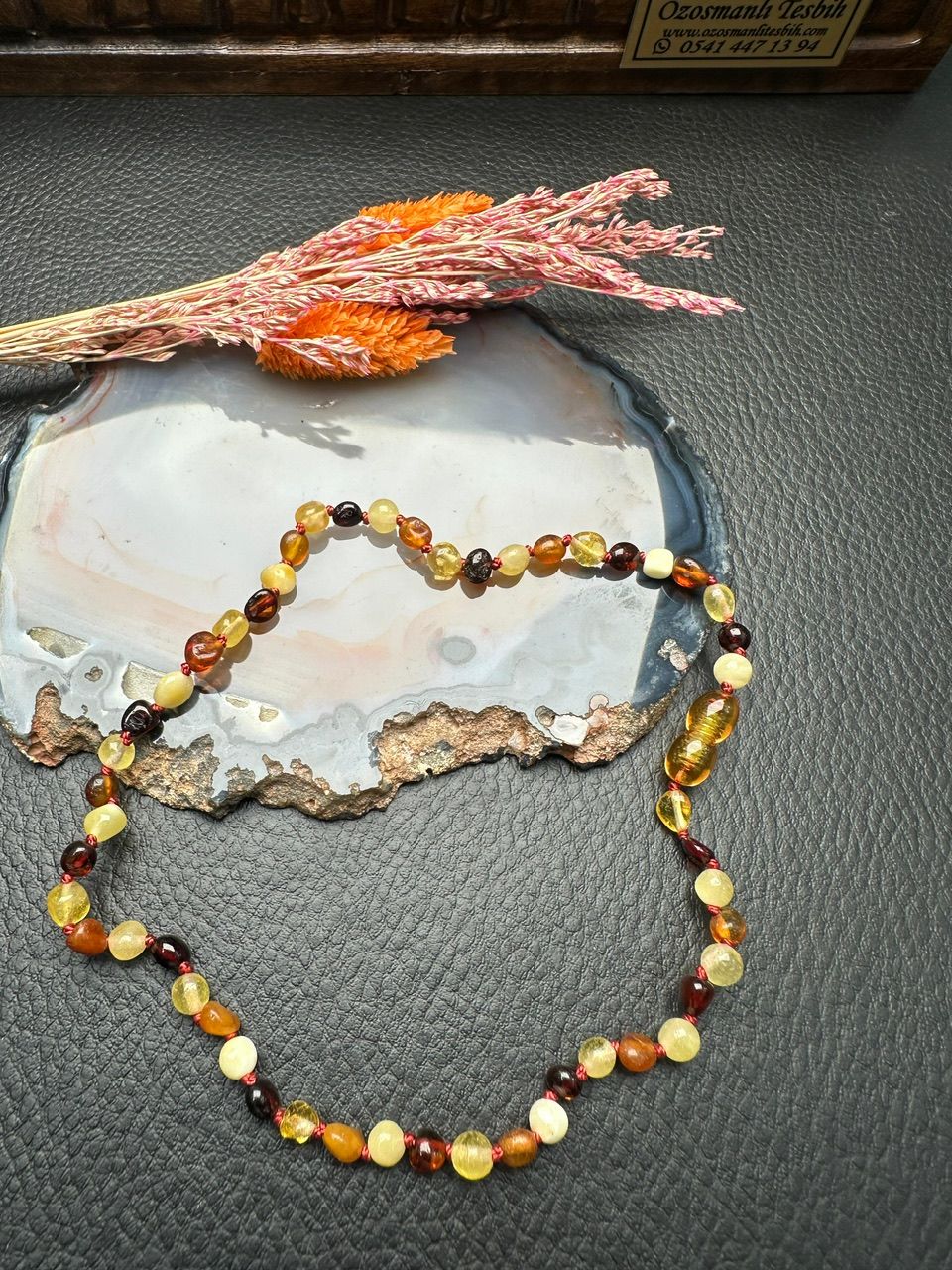 Damla Kehribar Bebek Kolye