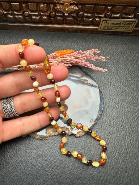 Damla Kehribar Bebek Kolye