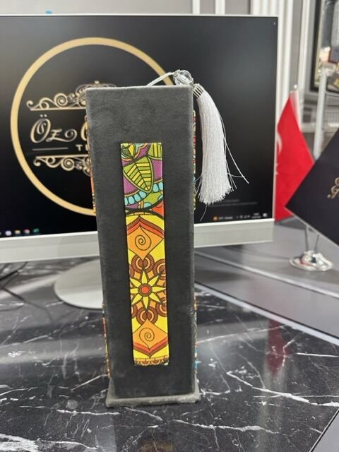 Kadife Motif İşlemeli Gri Renk Tesbih Kutusu