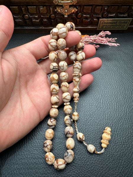 Badem Model Mercan Doğal Taş Tesbih