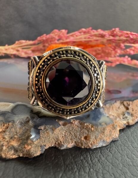 Zorbey Özel Seri Mistik Topaz Taşlı Gravür Bezeme Gümüş Erkek Yüzük