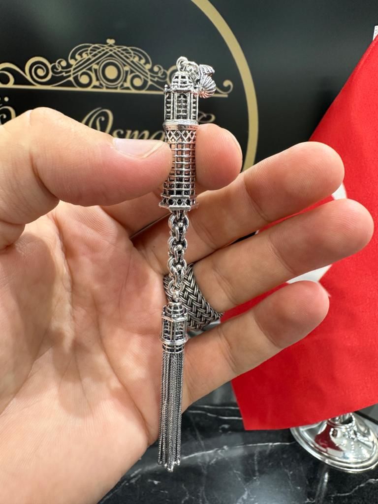 Tekli Model Özel Tasarım Gümüş Püskül