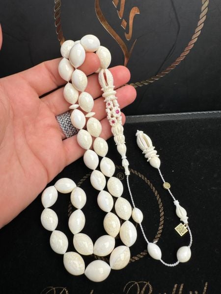 Beyzi Model İmamesi Oyma Yakut İşleme Pırlanta İmzalı Mors Dişi Yarı Öz Tesbih  (ÖZEL SERİ)