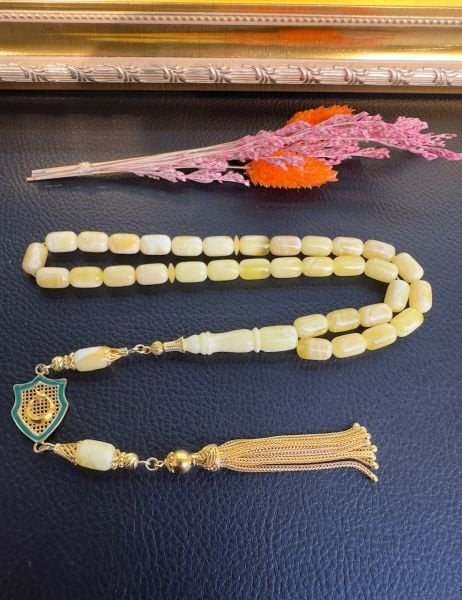 Kapsül Model Rus Kaya Damla Kehribar Tesbih