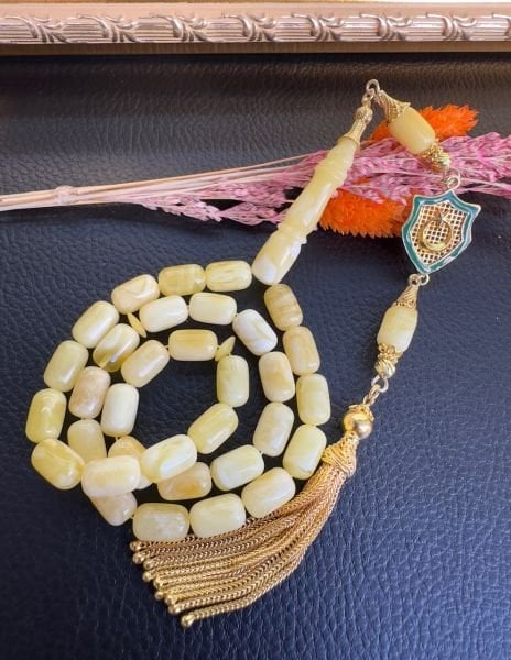 Kapsül Model Rus Kaya Damla Kehribar Tesbih