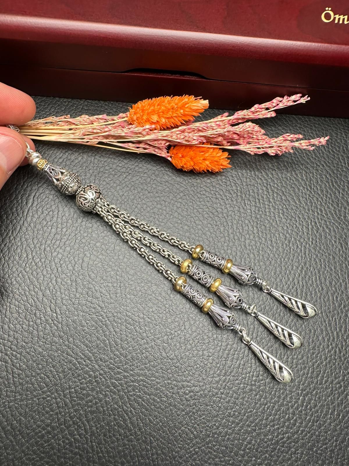 Özel Tasarım Gümüş Püskül