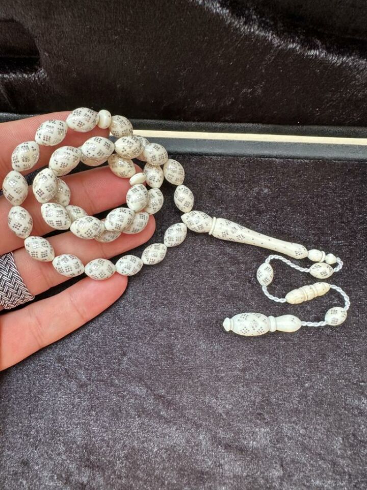 Beyzi Model 925 Ayar Gümüş İşlemeli Fil Dişi Tesbih