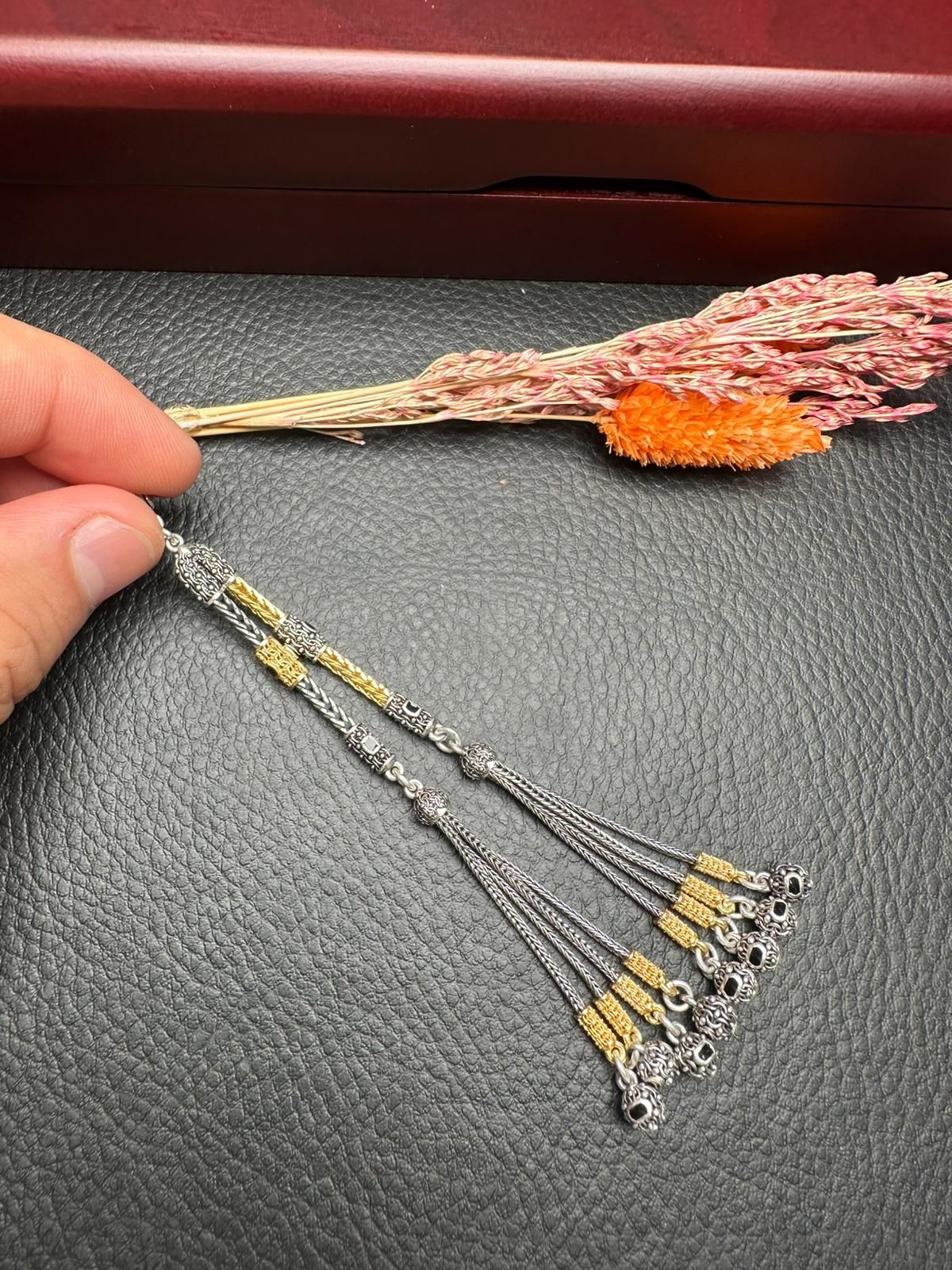 Özel Tasarım Gümüş Püskül