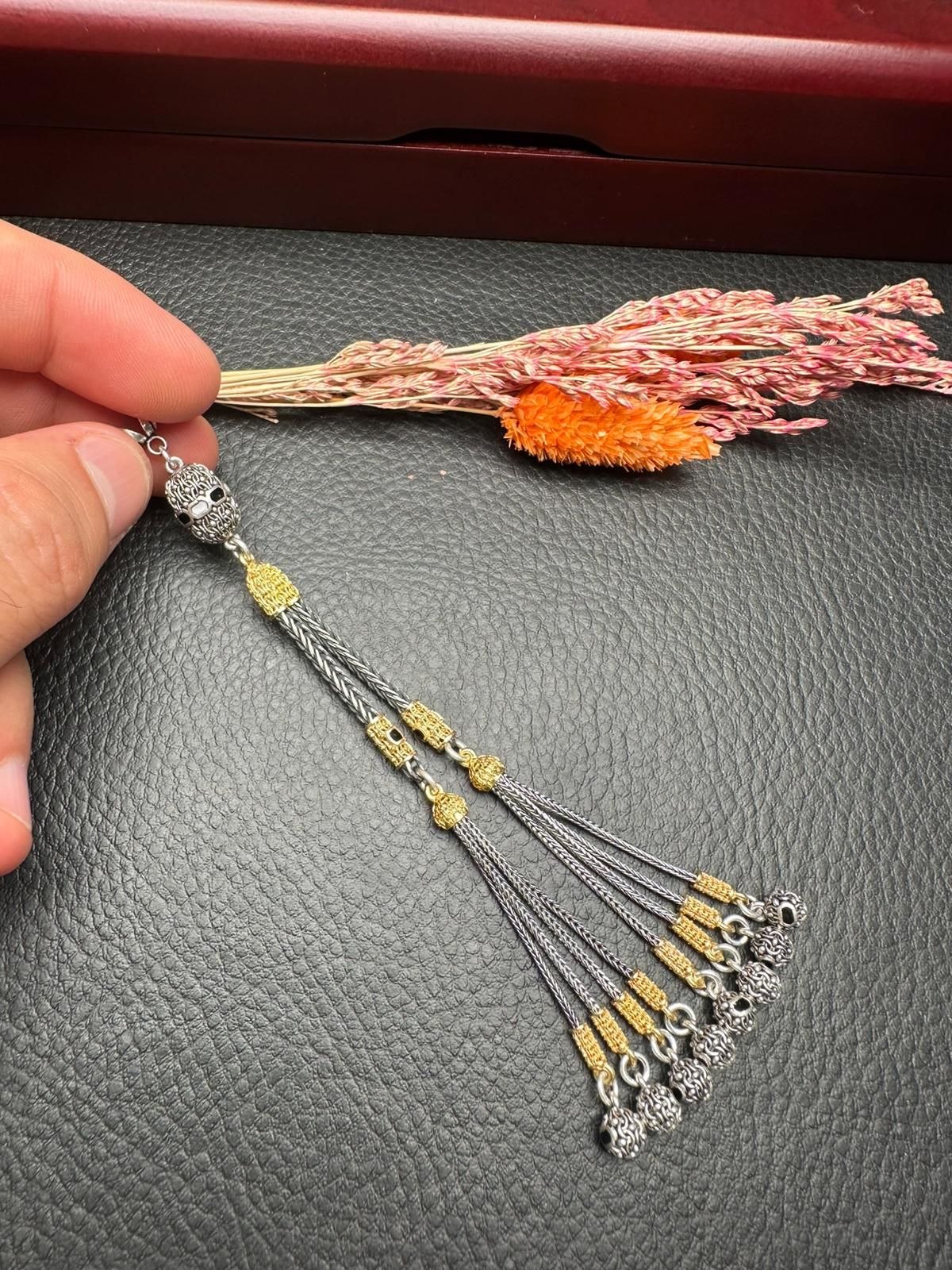 Özel Tasarım Gümüş Püskül