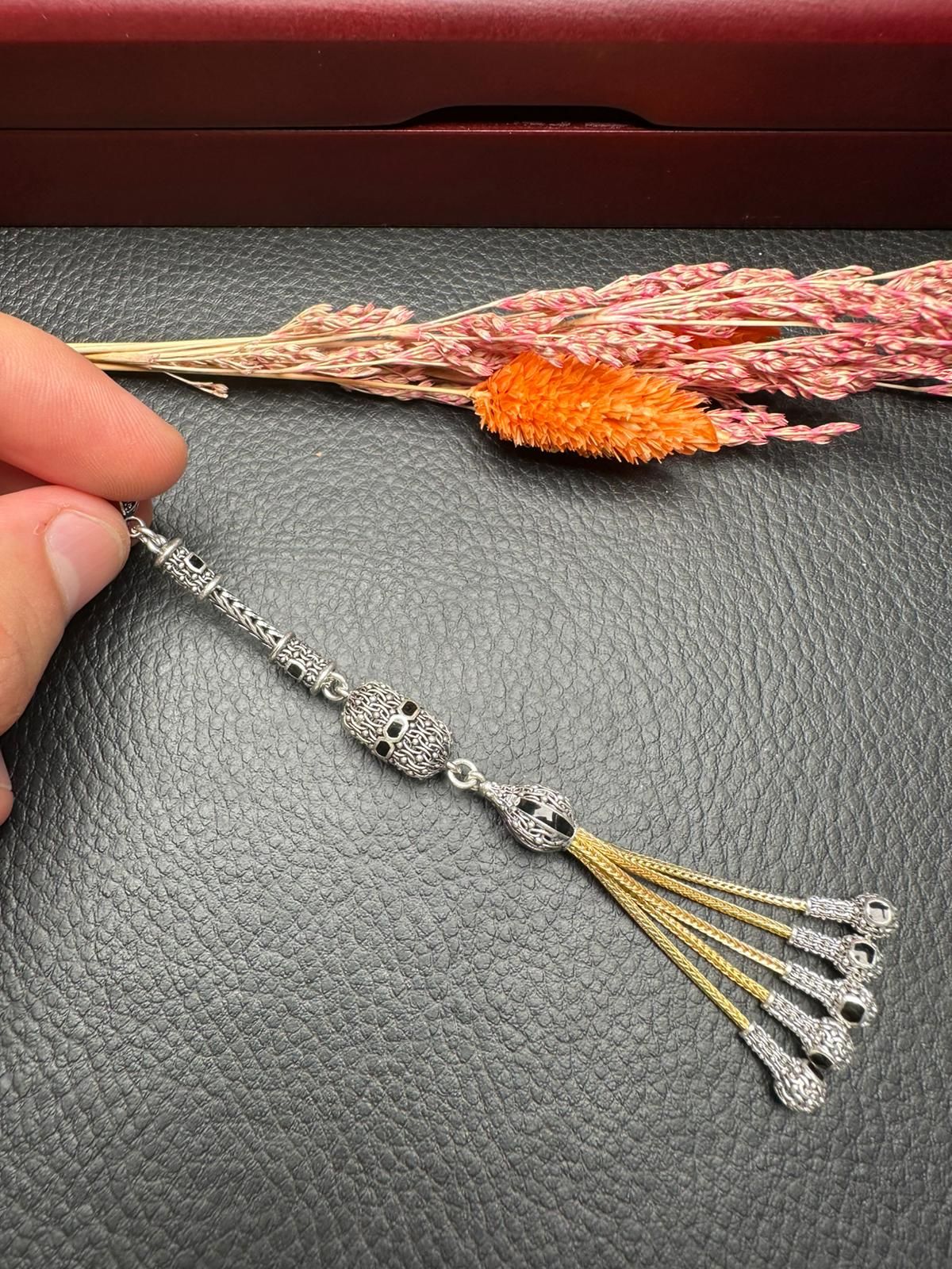 Özel Tasarım Gümüş Püskül