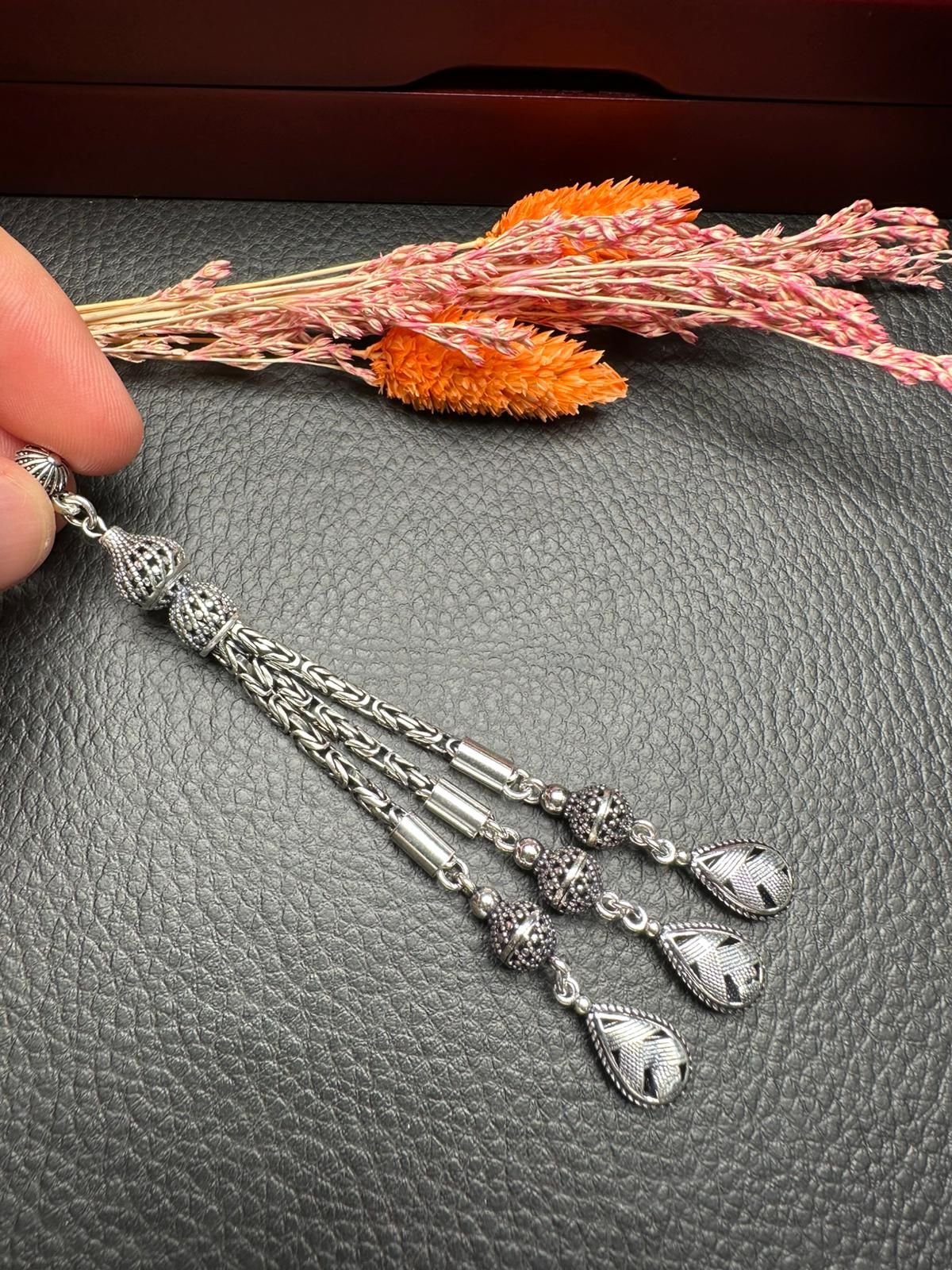 Özel Tasarım Gümüş Püskül