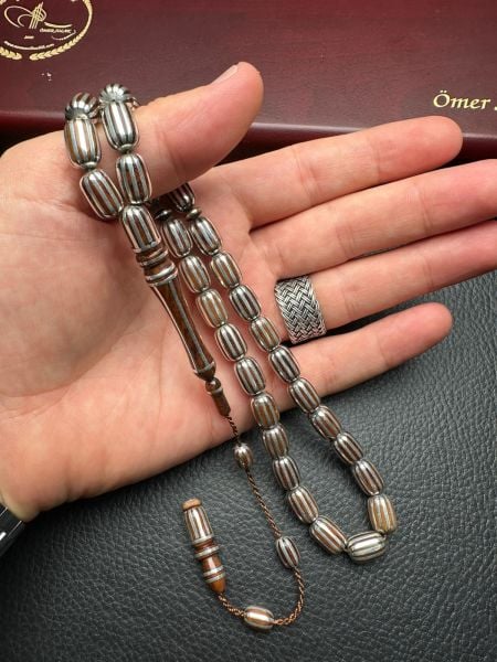 Kapsül Model Gümüş Yarma Yılan Ağacı Tesbih