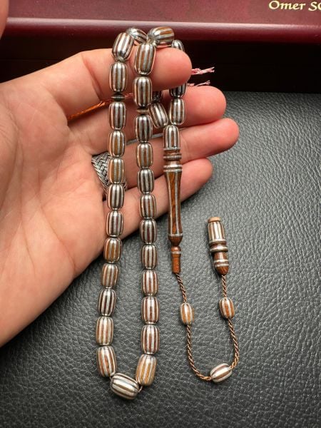 Kapsül Model Gümüş Yarma Yılan Ağacı Tesbih