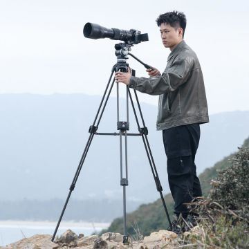 Ulanzi Video Fast Carbon Fiber Tripods T047