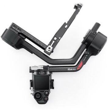 DJI RS 4 Pro Gimbal Stabilizer Combo
