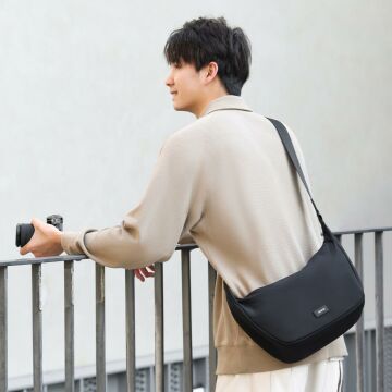 Ulanzi Halfmoon Crossbody Kamera Omuz Çantası Siyah - B161