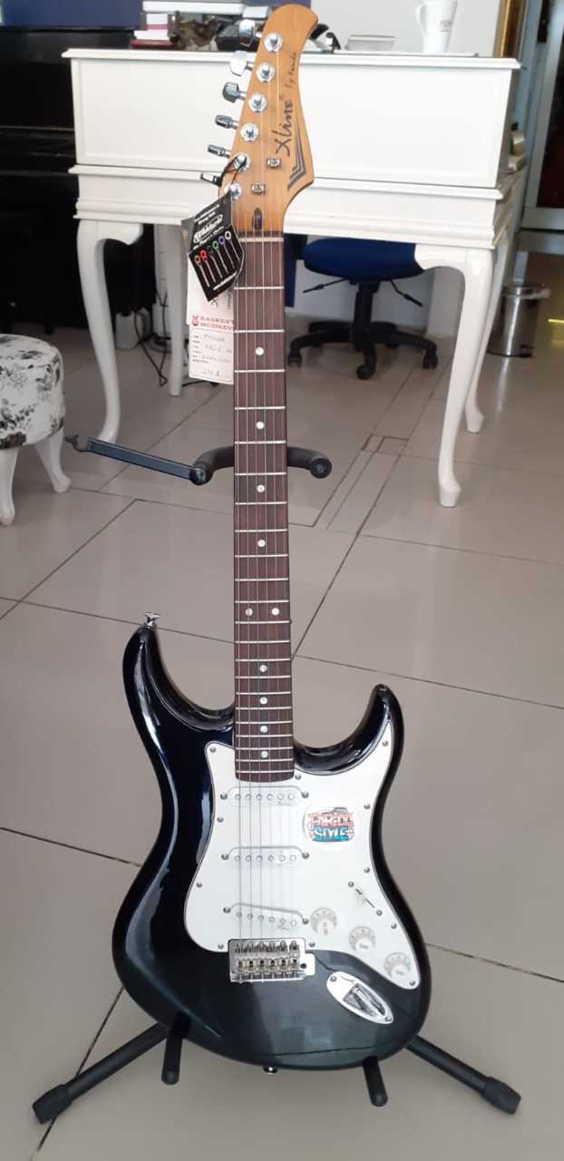 Farida XBS-6 BK Elektro Gitar