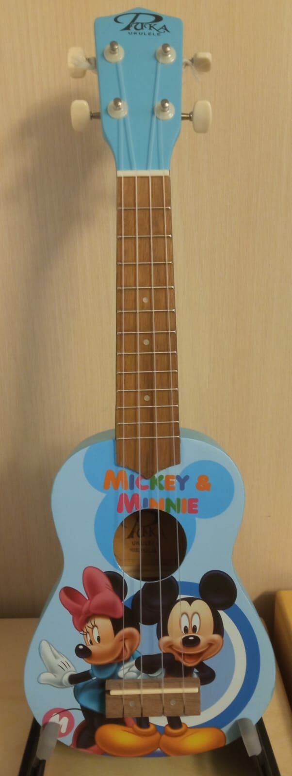 Puka Resimli Ukulele