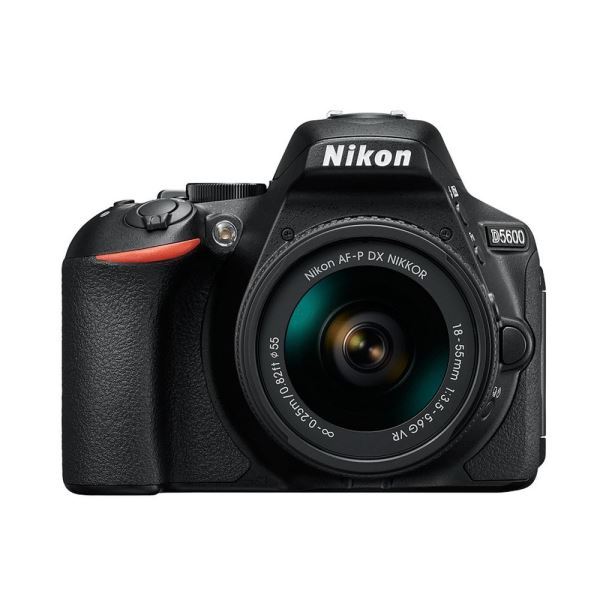 Nikon D5600 + 18-105 VR