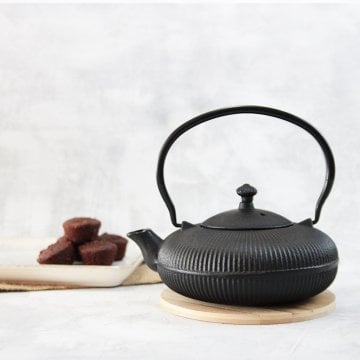 BA3078 Cast Iron Teapot Black 800 ml