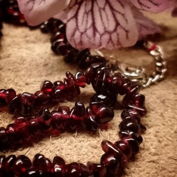 Lal Garnet Taşı Dizi Kolye