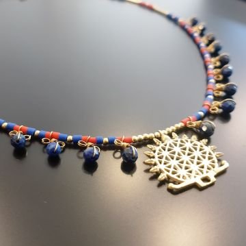 Hitit Güneşi Lapis Lazuli Taşlı Tasarım Gümüş Kolye