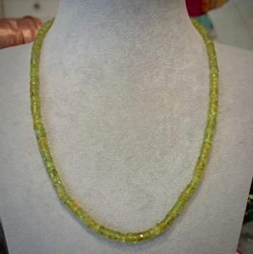Zebercet (Peridot) Tasarım Gümüş Kolye