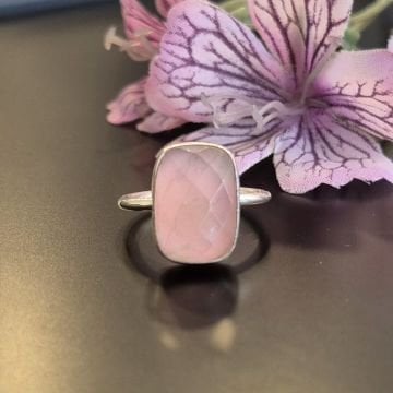 Pembe Kuvars Gümüş Yüzük