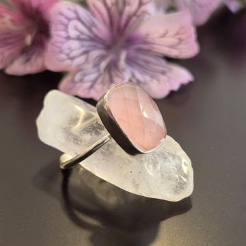 Pembe Kuvars Gümüş Yüzük