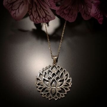 Lotus Çiçeği Gümüş Kolye