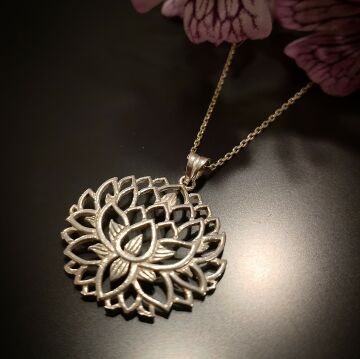 Lotus Çiçeği Gümüş Kolye