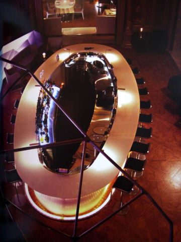 CONTEMPORARY ARCHITECTURE BARS & RESTAURANTS