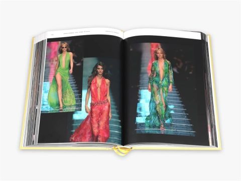 VERSACE - CATWALK