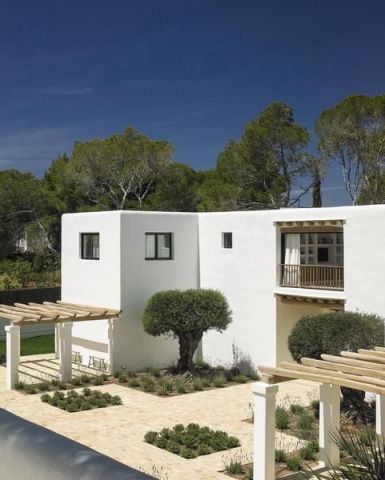 COOL ESCAPES VILLAS AND CHALETS