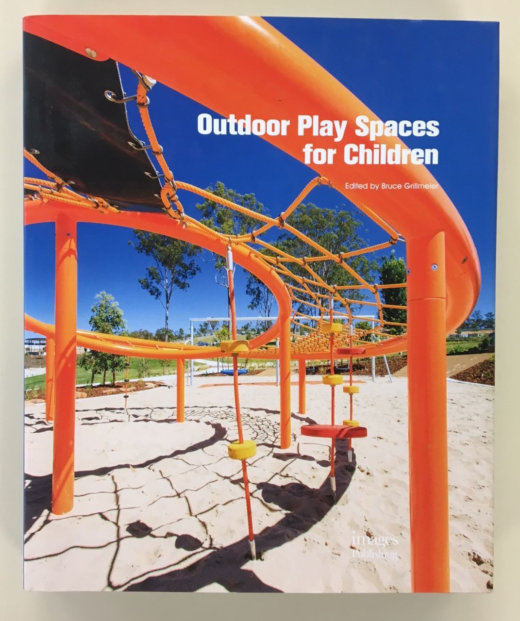 OUTDOOR PLAY SPACES FOR CHILDREN