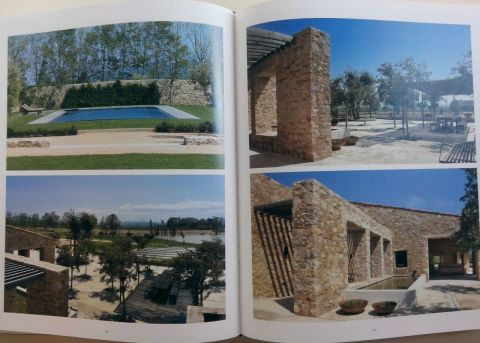 SPECTACULAR HOUSES