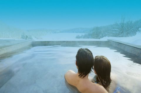 OASIS: WELLNESS, SPAS AND RELAXATION