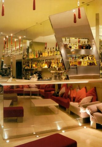 STYLISH DESIGN IN ITALY