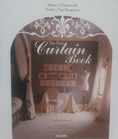 THE NEW CURTAIN BOOK - PAGEONE