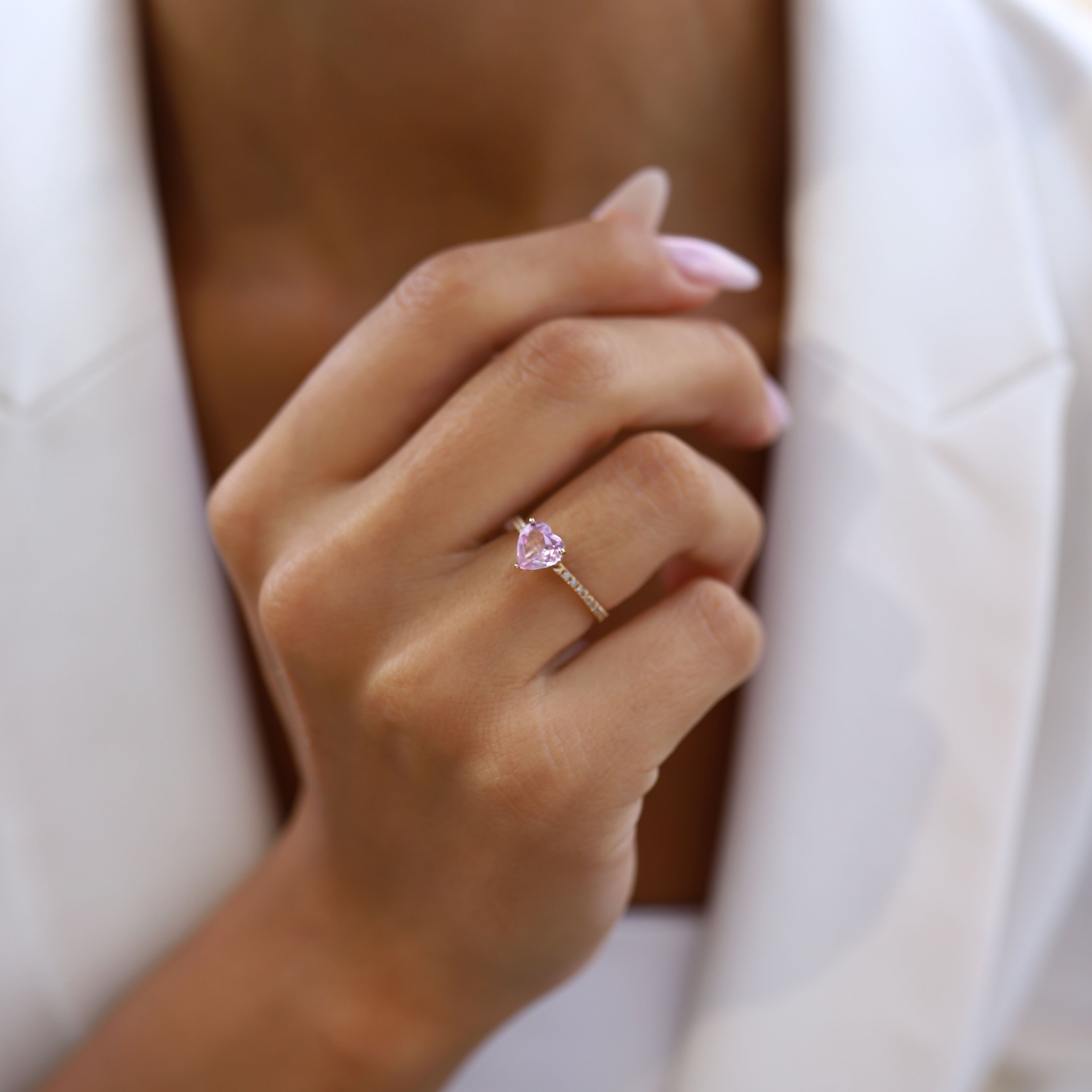 0.17 Ct Pırlanta Pembe Safir Kalp Yüzük