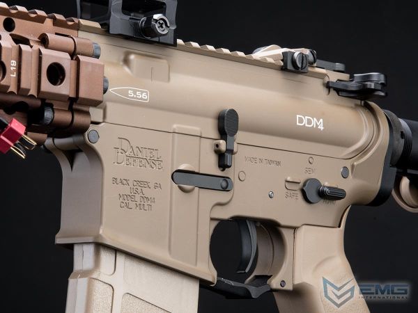 DANIEL DEFENSE DDM4 DAGGER 7'' BRSS EBB AEG - LITE-S VERSION / TAN EMG BOLT