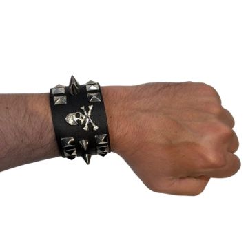 Kurukafa Piramit Spike Detaylı Bileklik