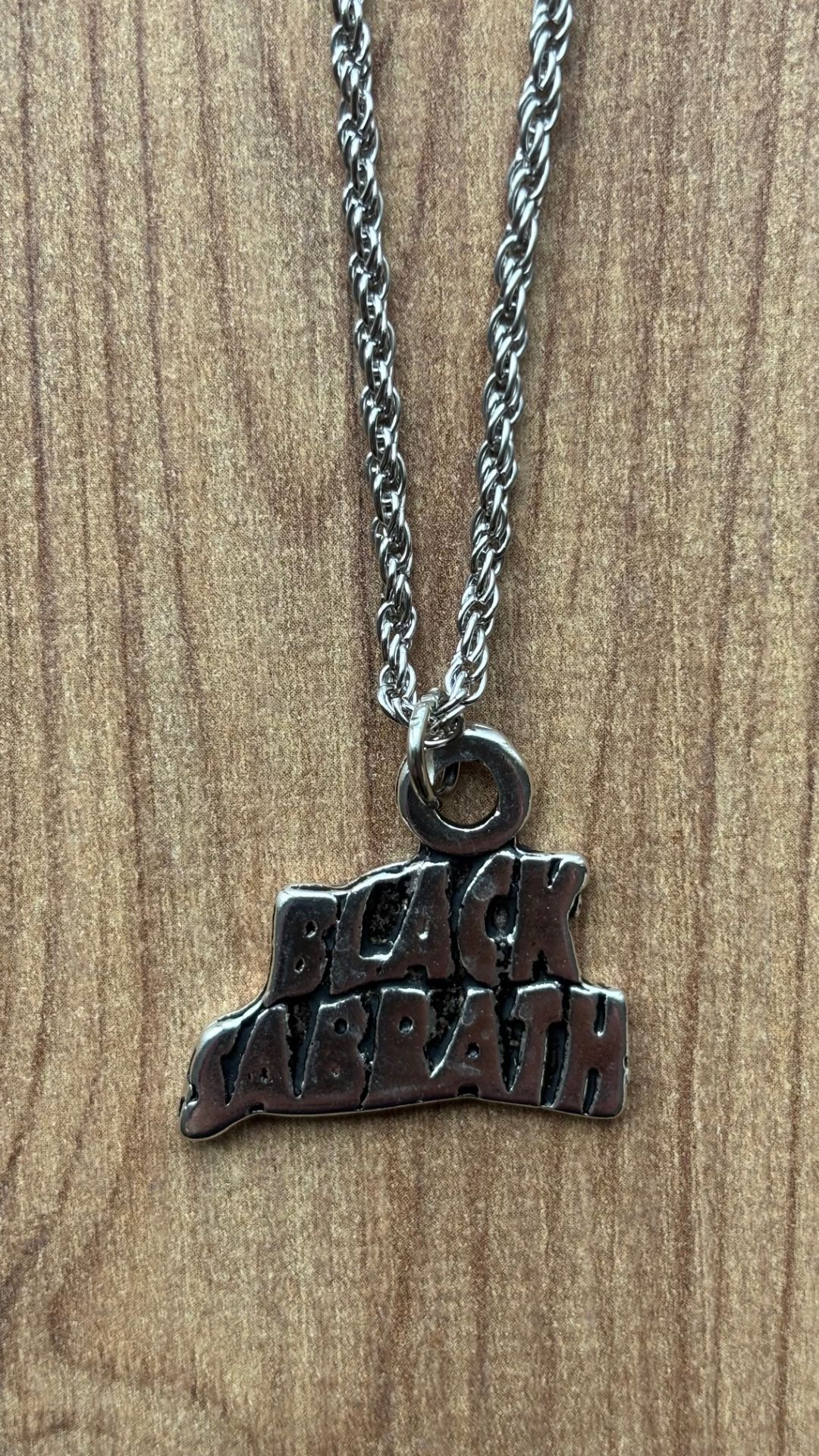 Black Sabbath Zincirli Kolye