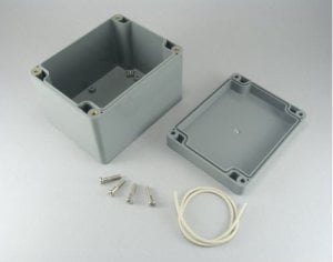 AK-SE-224 115x90x80 ABS IP65 Contalı Kutu