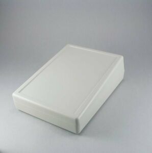 AK-DT-100-D 189x137x53 mm Plastik Kutu