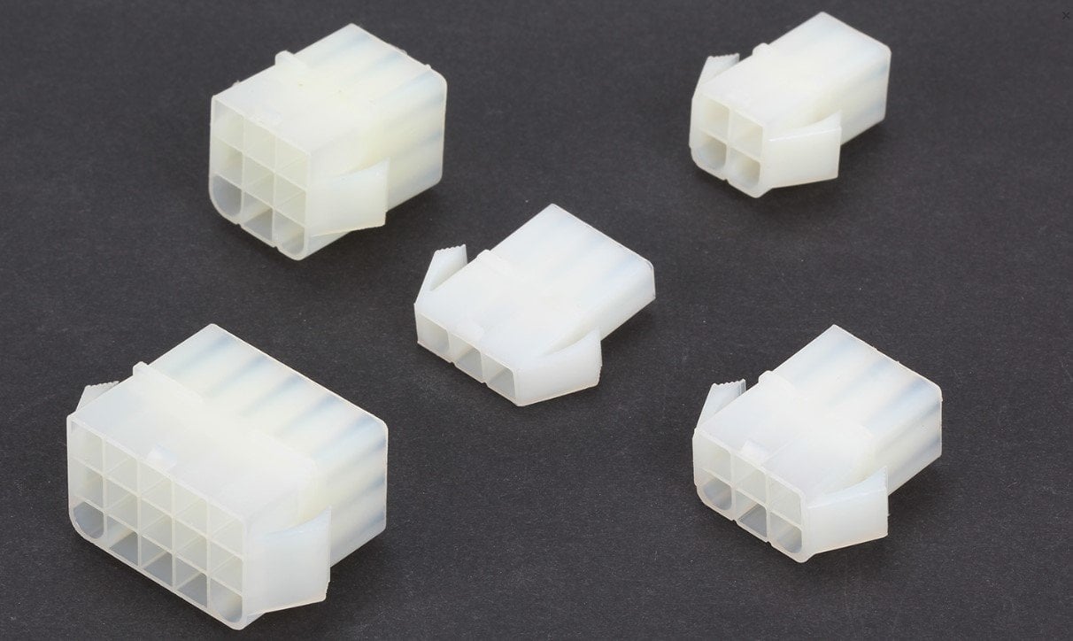 15 9200-15 F DİŞİ KONNEKTÖR