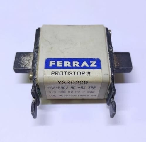 Sigorta Bıçaklı Ferraz Y330209 660-690V AC 32A