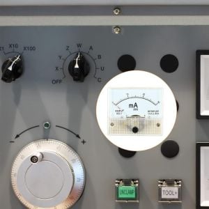 VOLTMETRE ANALOG 45x45 0-30V DC IC-230A