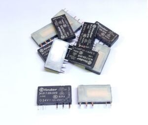 Finder Röle 34.51.7.024.0010 Slim röle, 24V DC  , 1 CO 6A